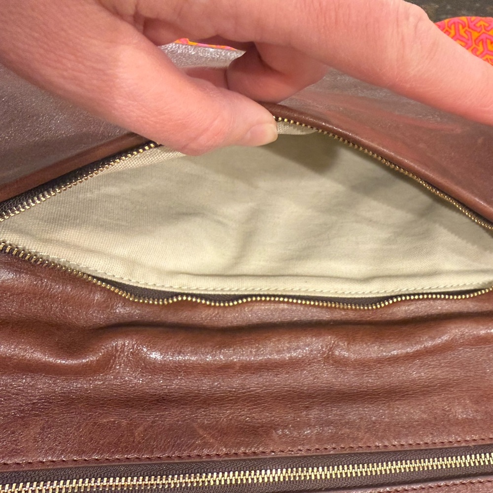 Tory Burch Chocolate Leather Chain Bag - Picture 5 of 6